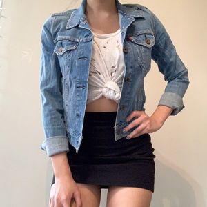 Fitted Levi’s Denim Jacket